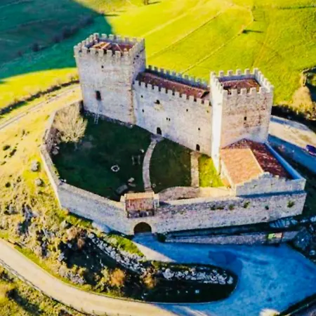 La Regalia De Requejo Nyaraló